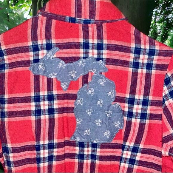 Derek Heart Plaid Flannel Appliqué Michigan Mitten Women’s Size Size Medium EUC - Picture 4 of 16